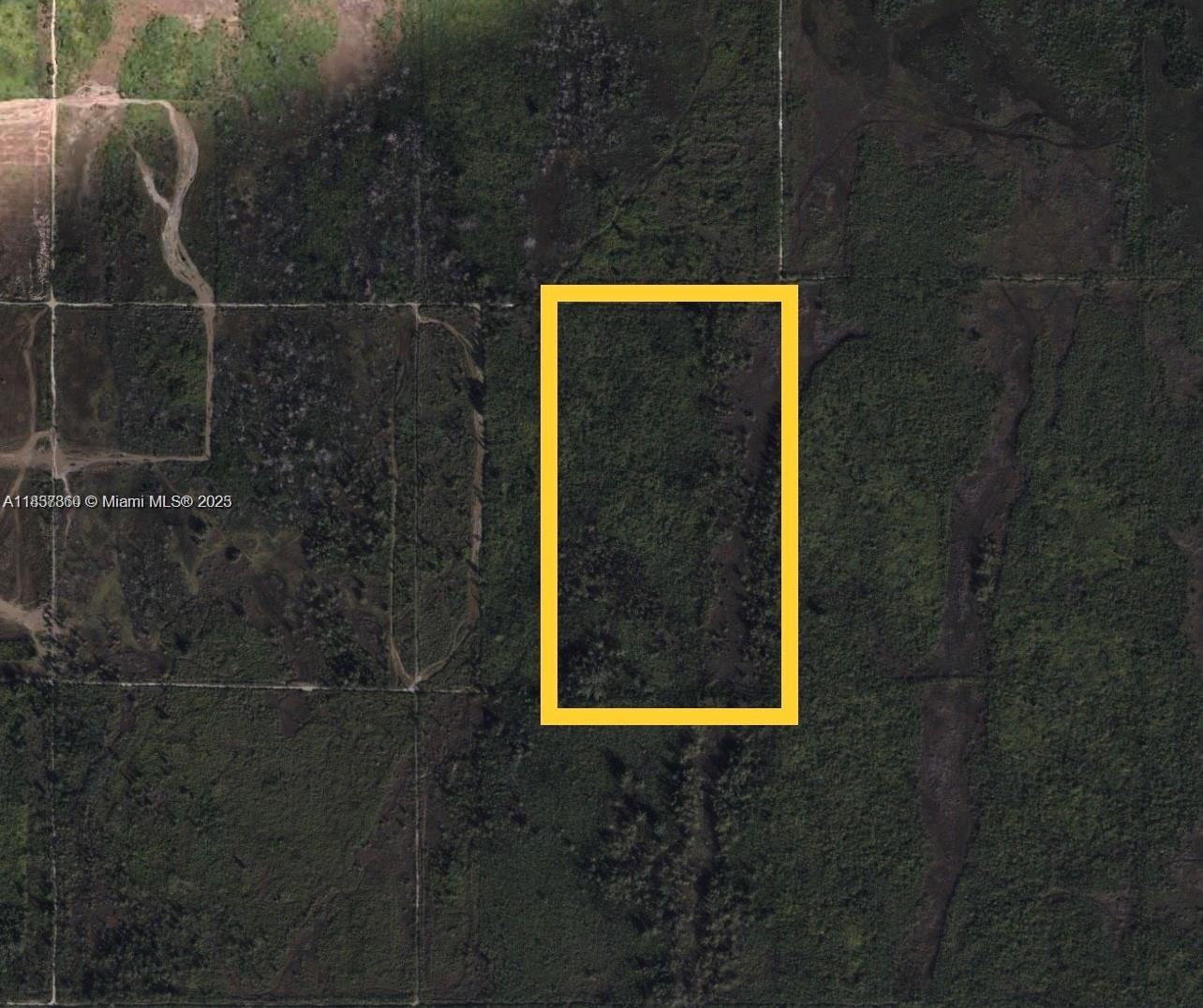 Bring All Offers! Open land.

perfect for future development or investment. Endless potential in a growing area! Buyers are responsible for satisfying any and all zoning, use, and building restrictions. Great opportunity to build your vision from the ground up. Schedule an appointment today!

PROOF OF FUNDS AND/OR PRE-APPROVAL LETTER REQUIRED PRIOR TO SCHEDULING A SHOWING OF THE PROPERTY!!