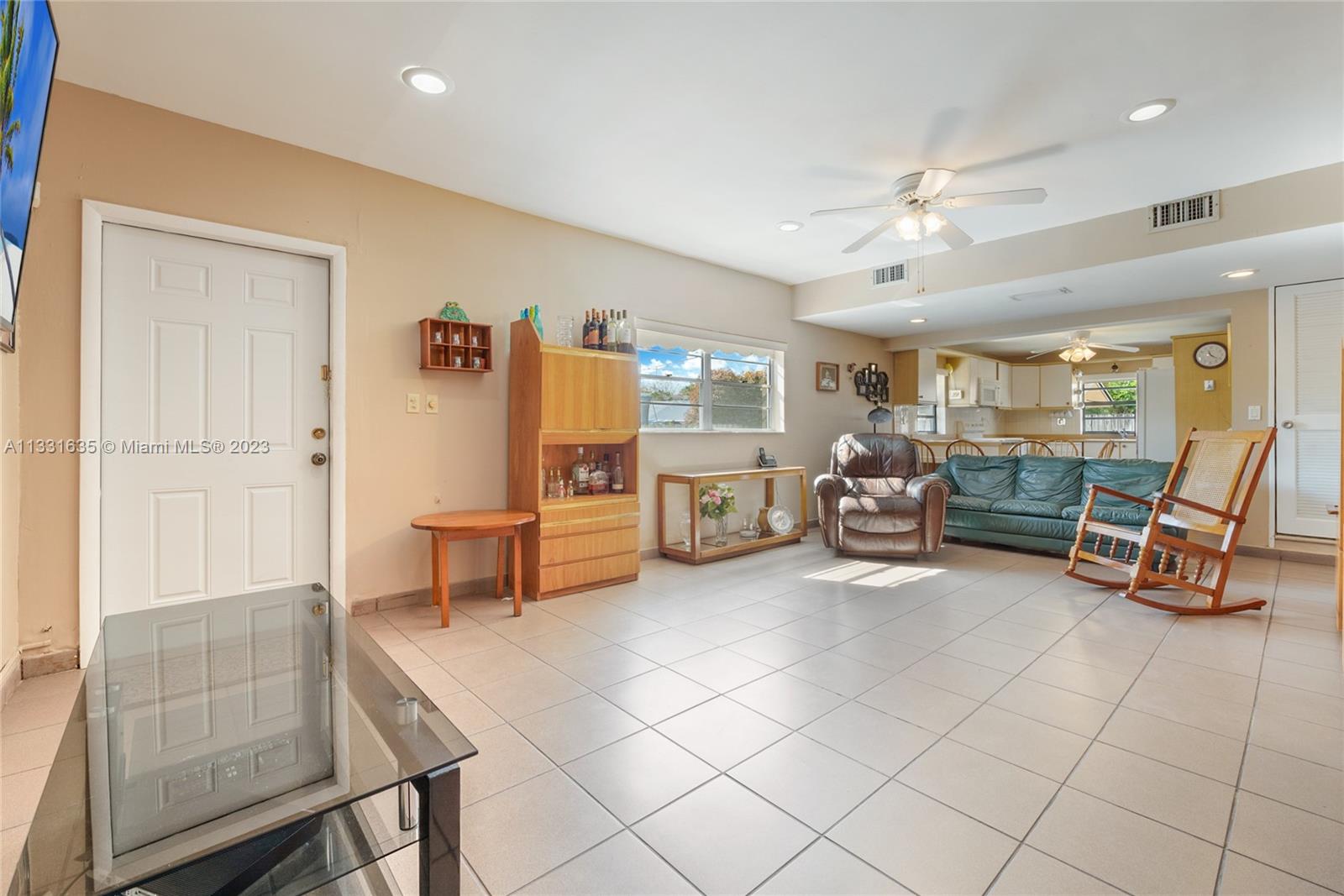 CORAL WAY VILLAGE SEC A P - Residential