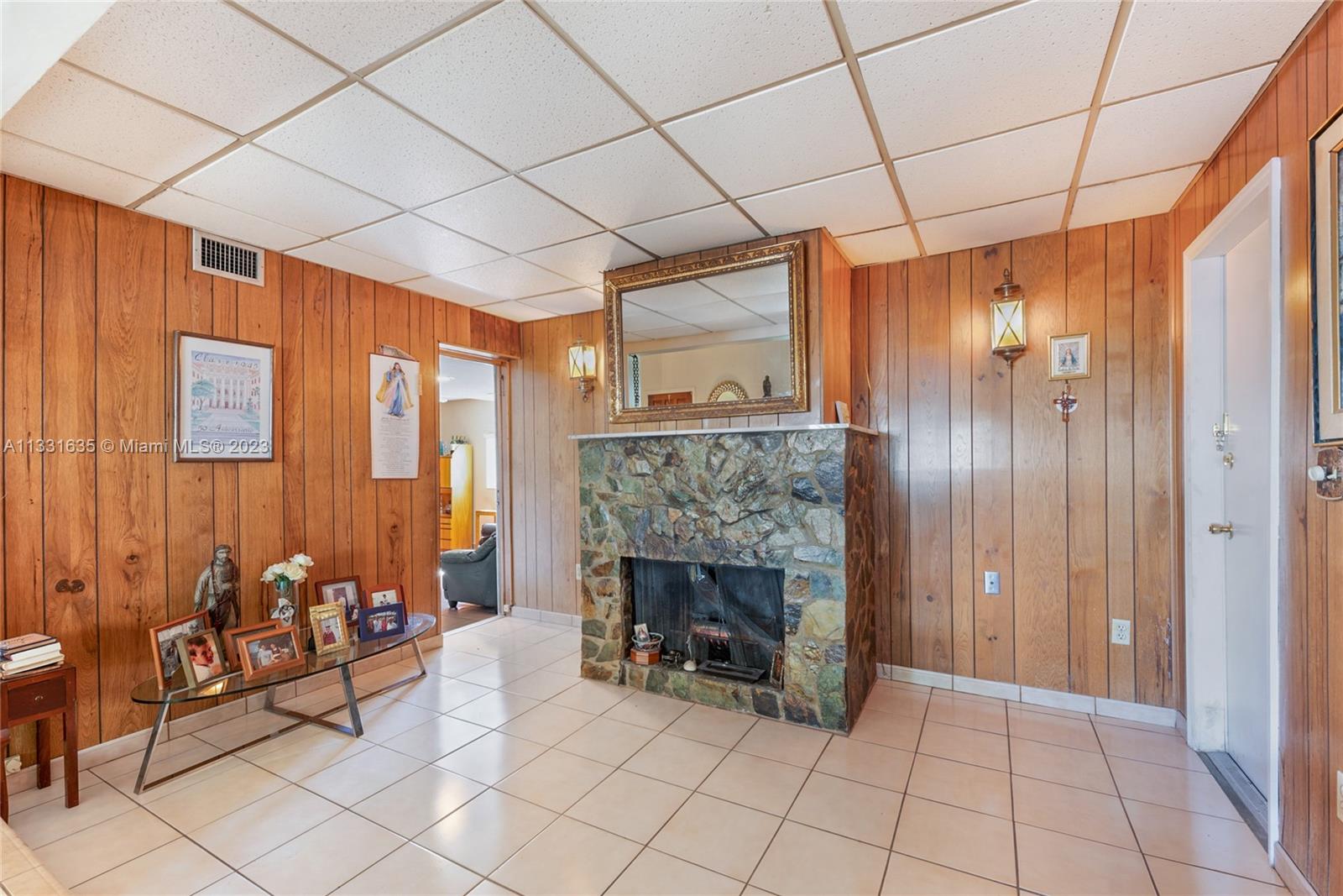 CORAL WAY VILLAGE SEC A P - Residential