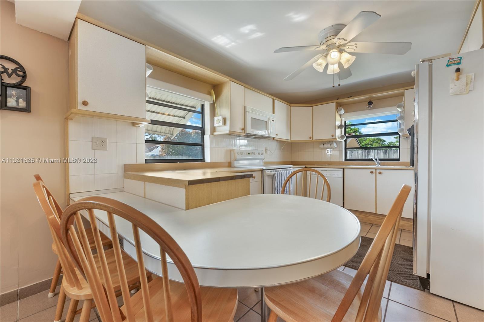 CORAL WAY VILLAGE SEC A P - Residential