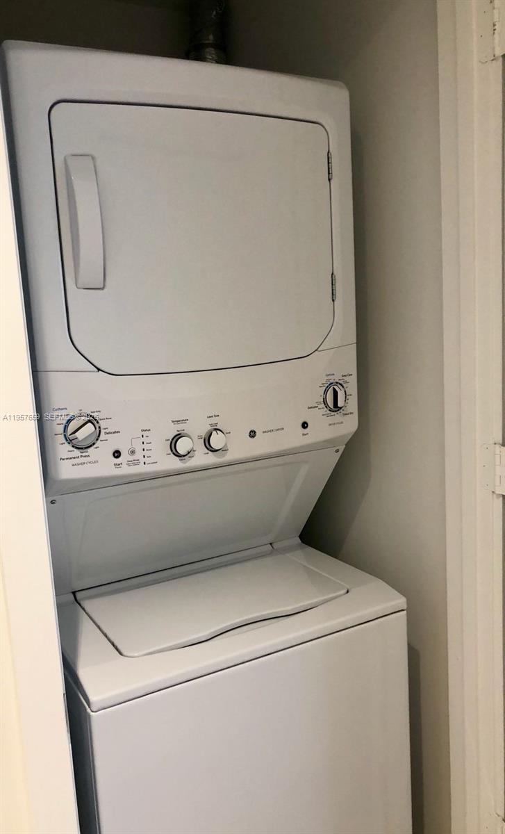 3401 MIDTOWN CONDO - Residential