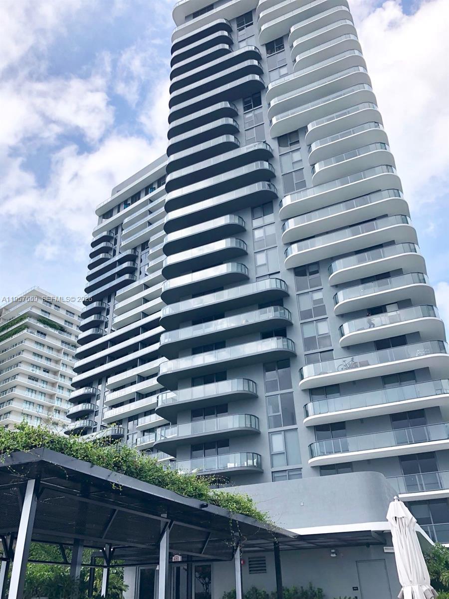 3401 MIDTOWN CONDO - Residential