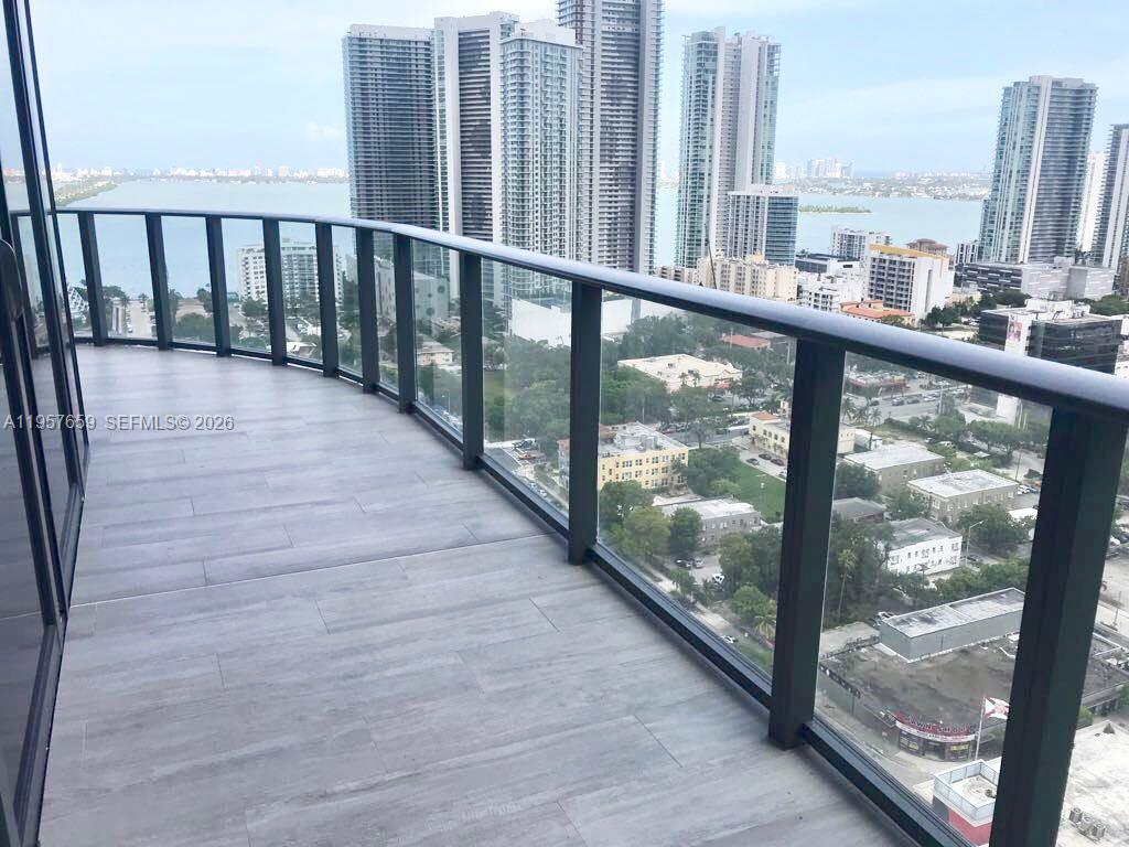 3401 MIDTOWN CONDO - Residential