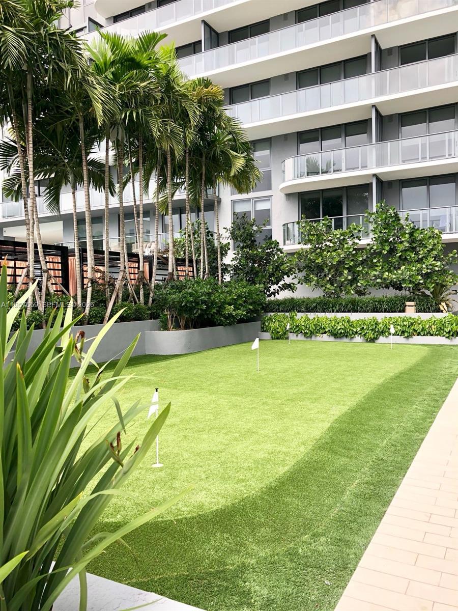 3401 MIDTOWN CONDO - Residential