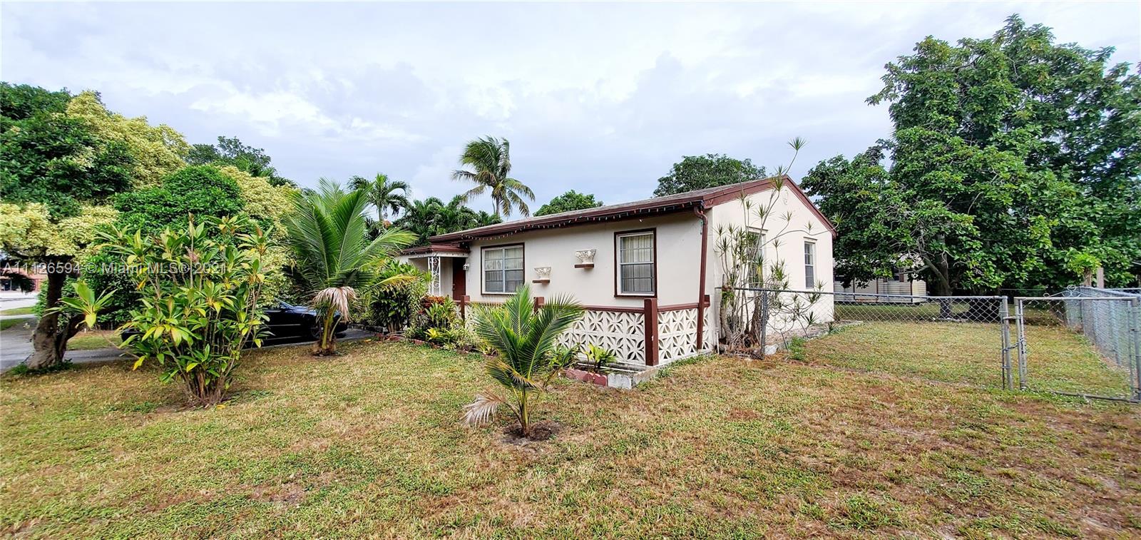MIAMI GARDENS ESTATES SEC - Residential
