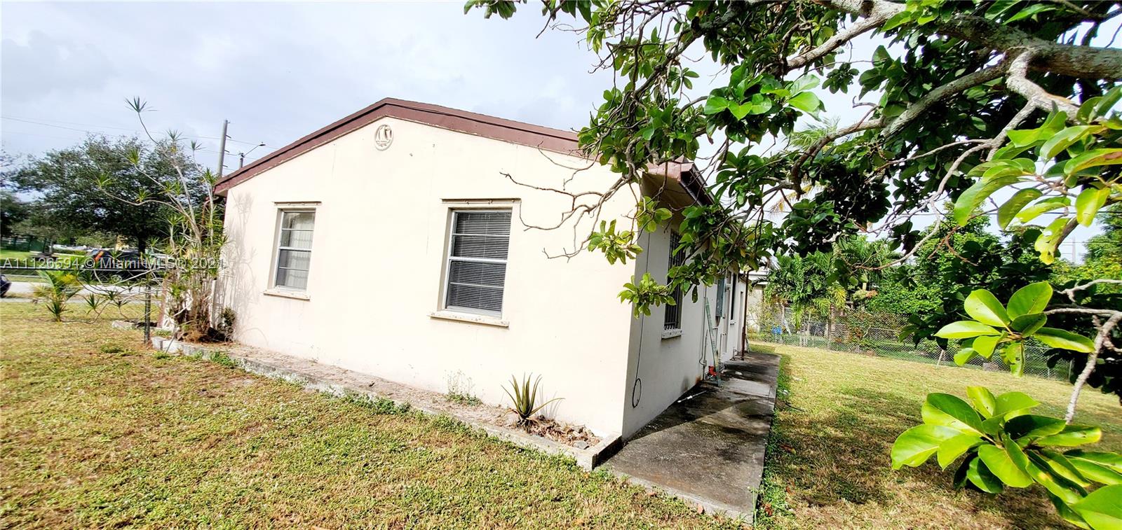 MIAMI GARDENS ESTATES SEC - Residential