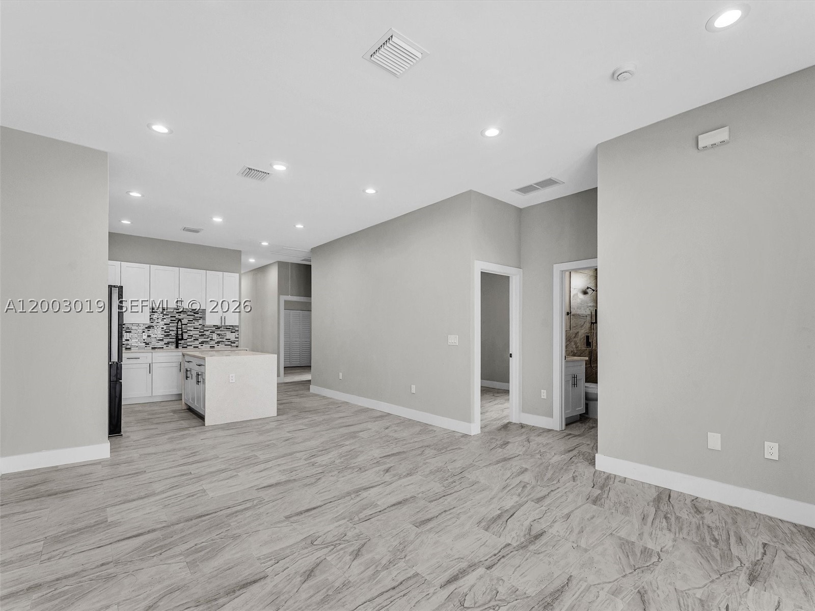 METES AND BOUNDS - Residential Income