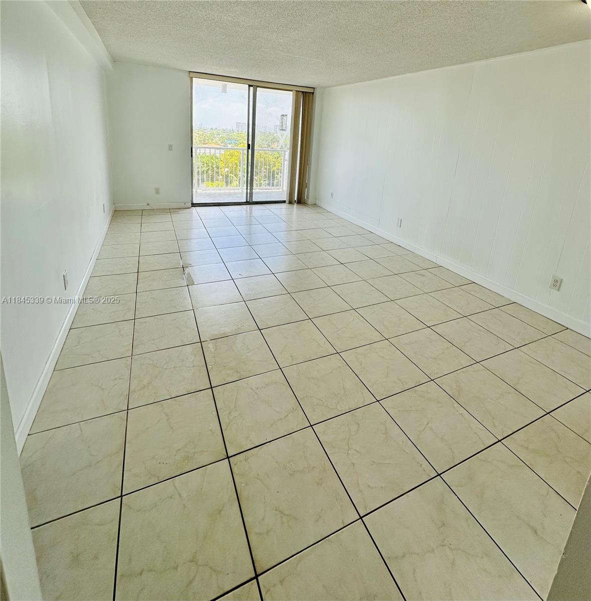 KEYSTONE TOWERS CONDO - Residential