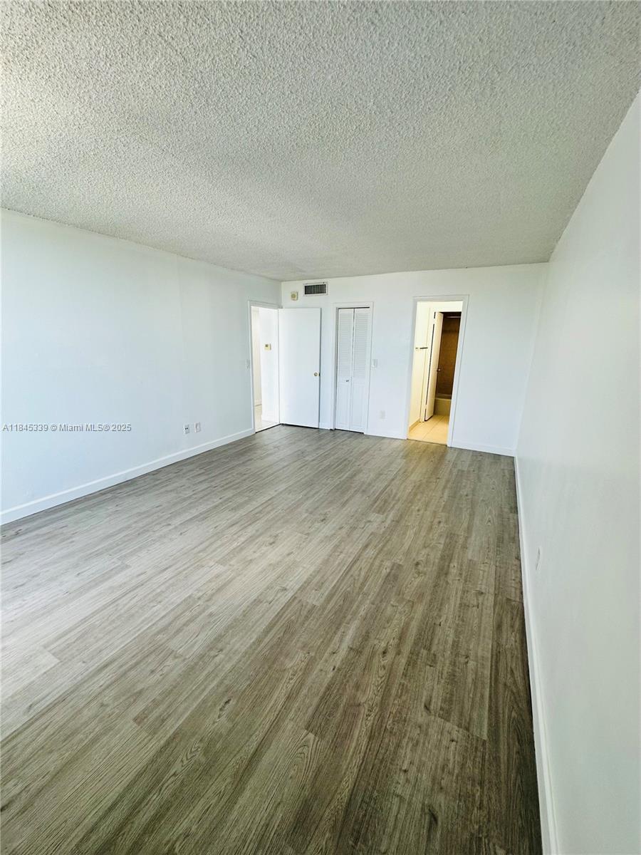 KEYSTONE TOWERS CONDO - Residential