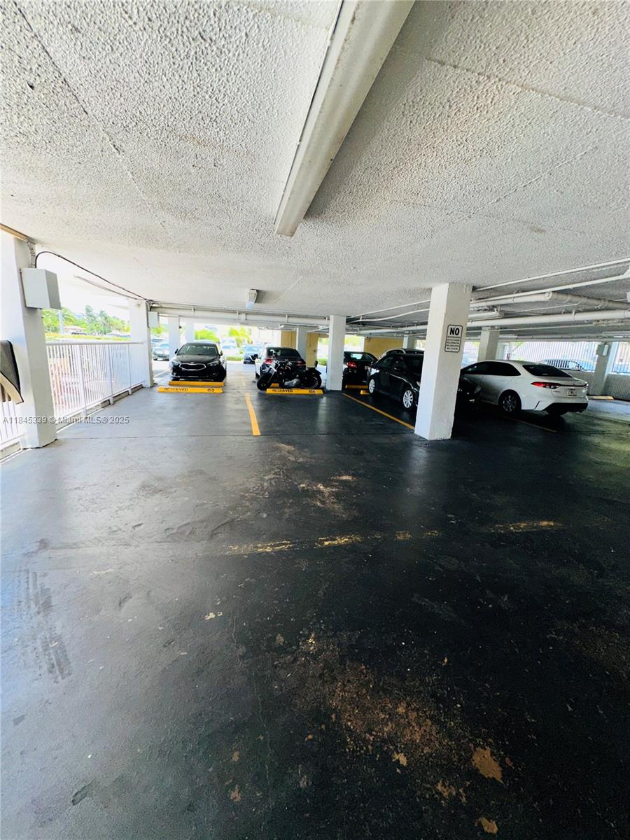 KEYSTONE TOWERS CONDO - Residential