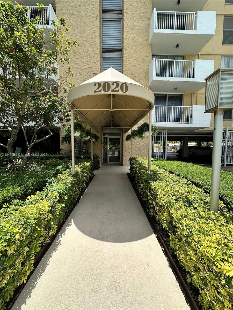KEYSTONE TOWERS CONDO - Residential
