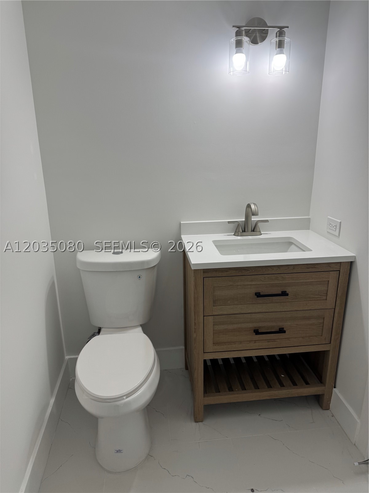 HAMPTONS WEST - Residential