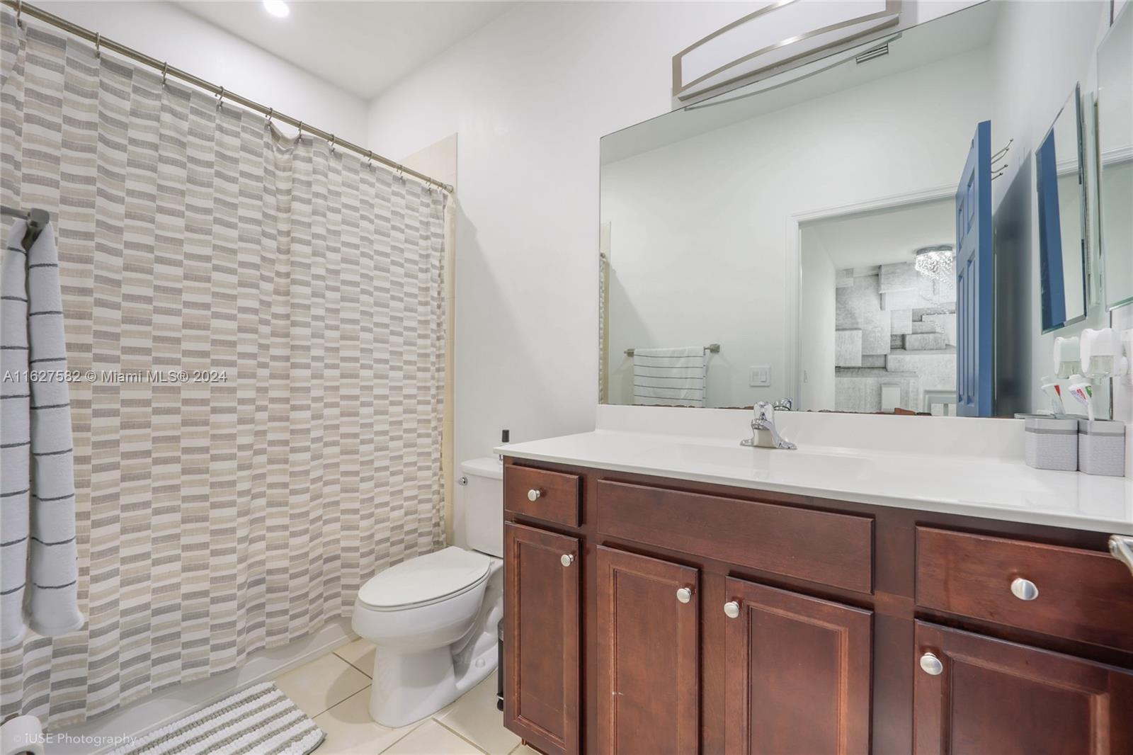 COCO PALM ESTATES - Residential