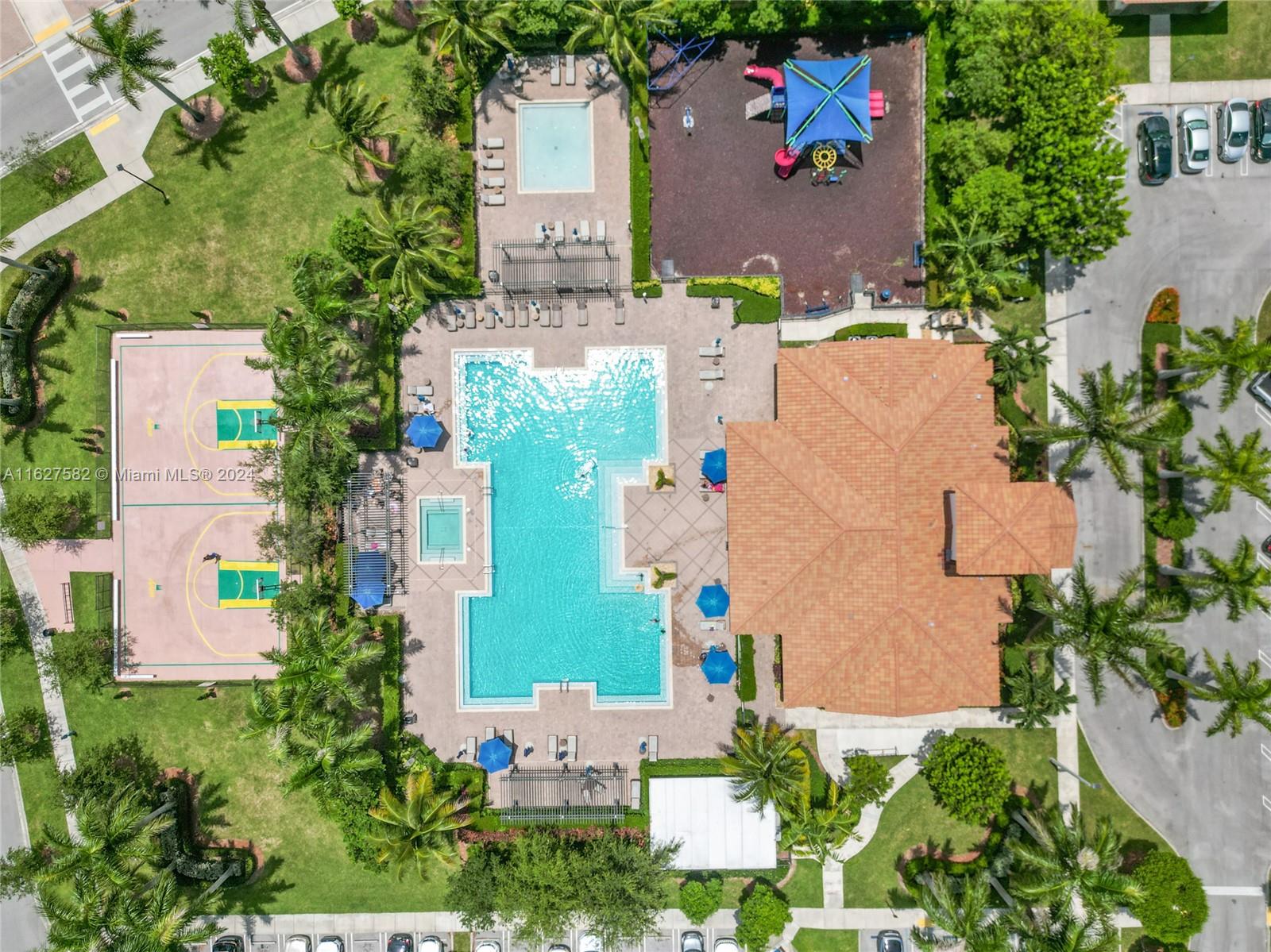 COCO PALM ESTATES - Residential
