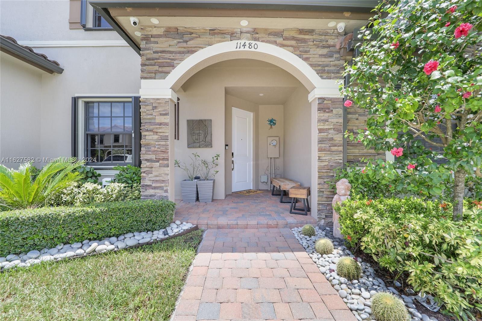 COCO PALM ESTATES - Residential