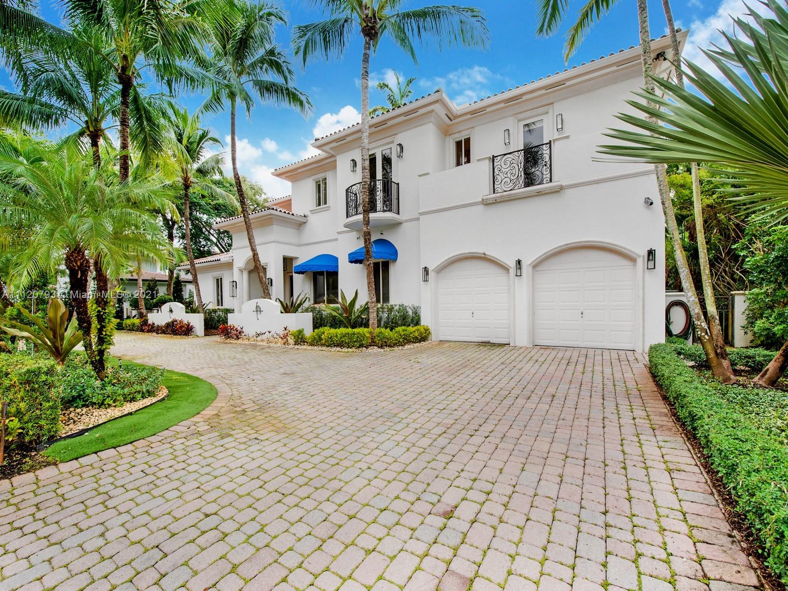 VICTORIA VILLAS - Residential