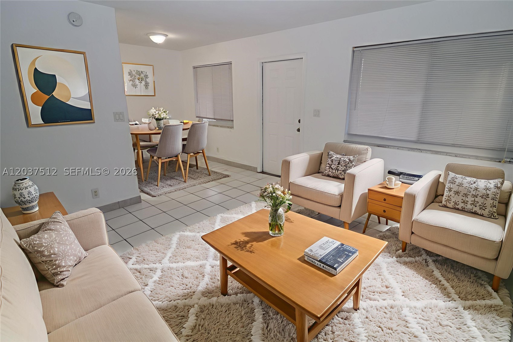 LLOYD ESTATES - Residential Lease