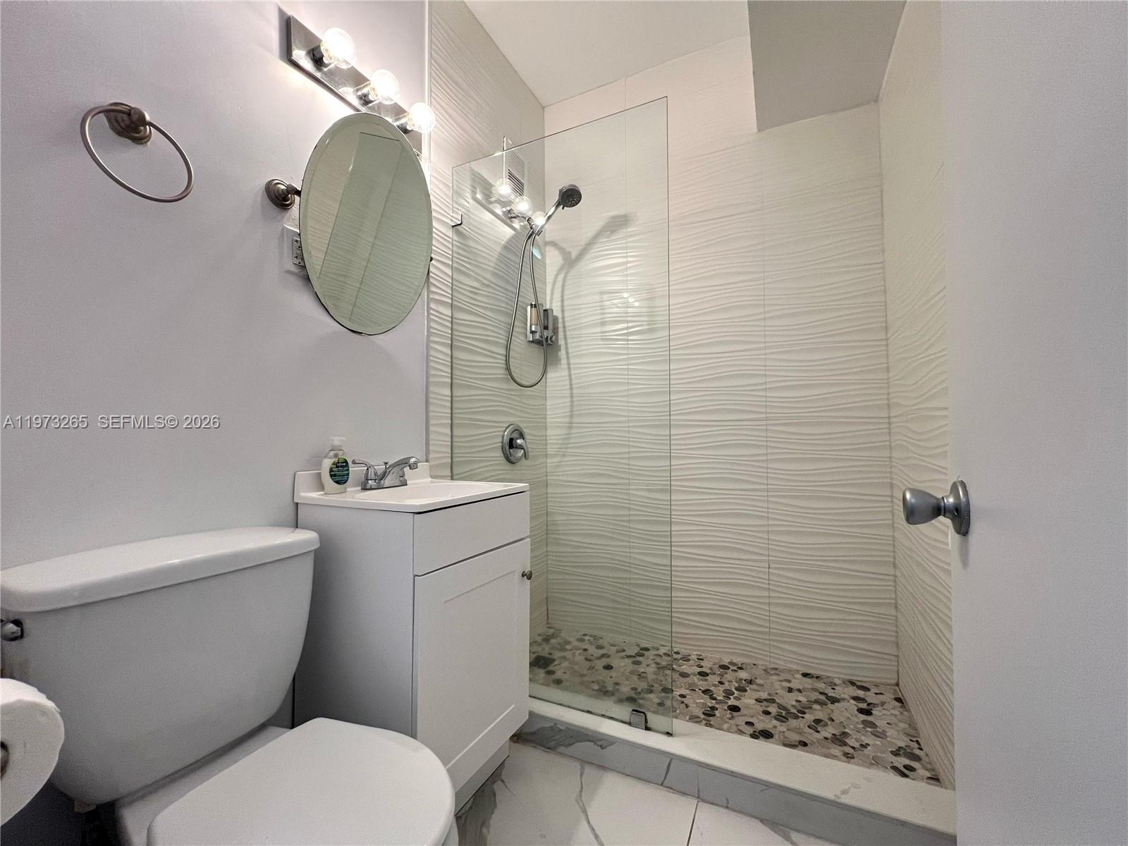 DEL RIO CONDO - Residential