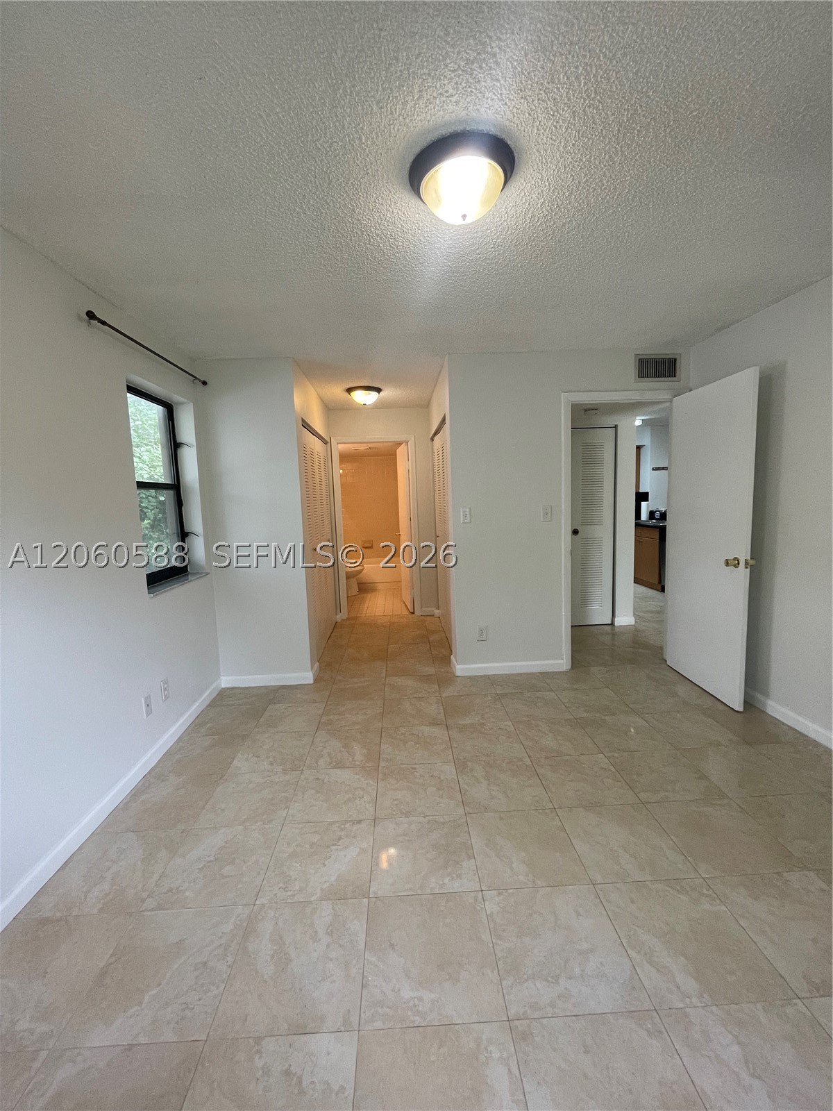 HOLLYWOOD PARC CONDOMINIU - Residential