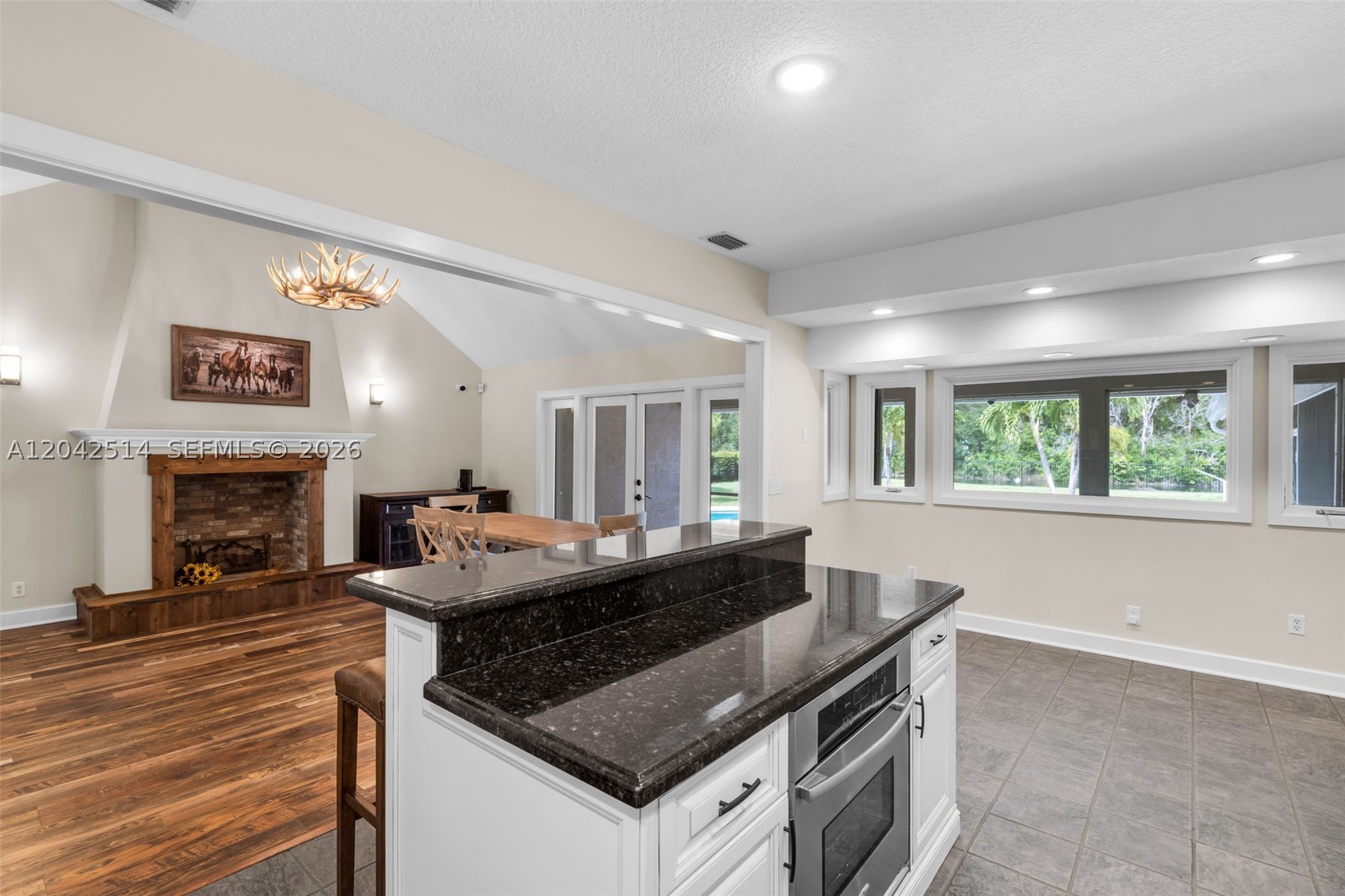 LOXAHATCHEE LAKES - Residential