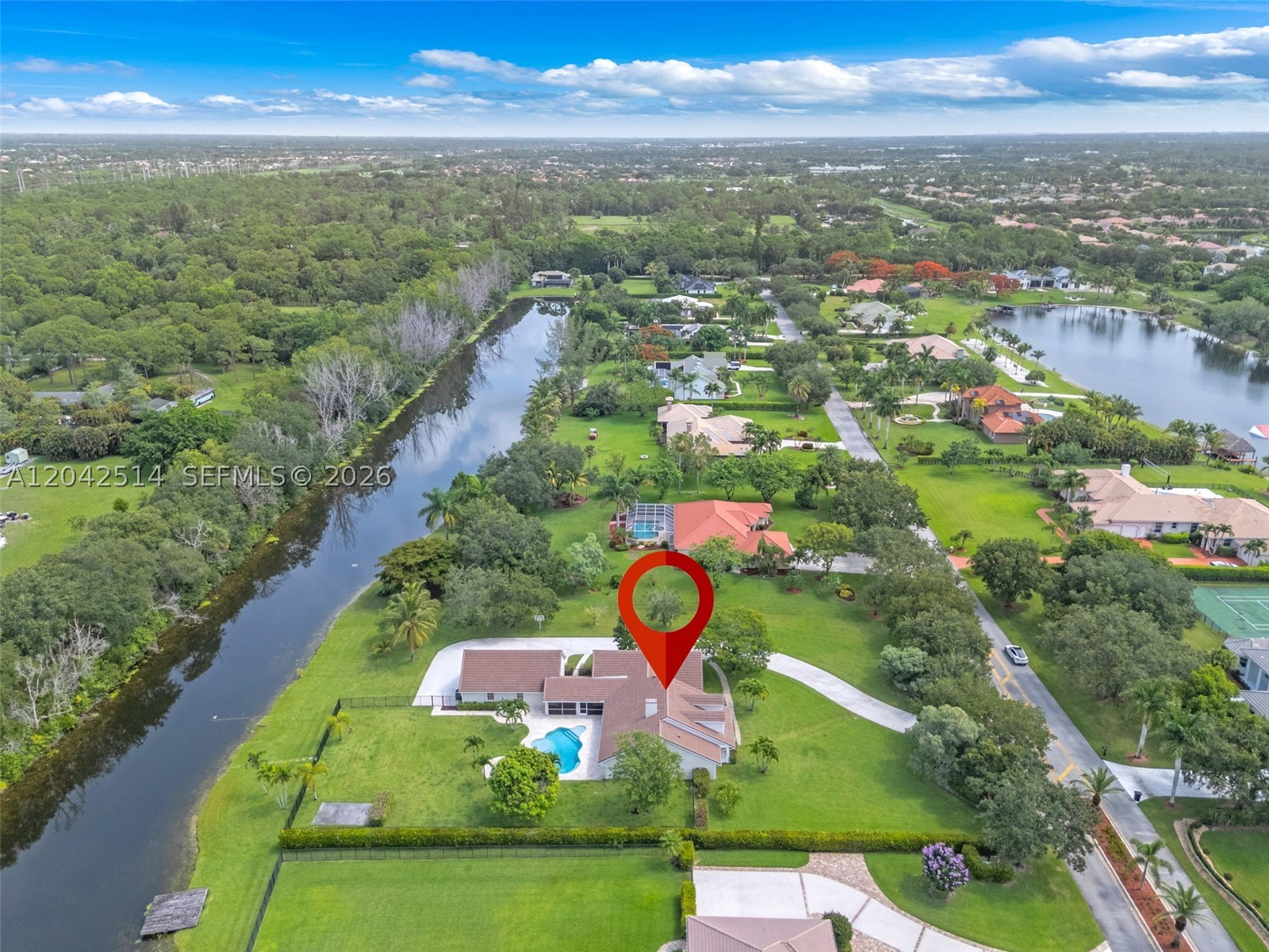 LOXAHATCHEE LAKES - Residential