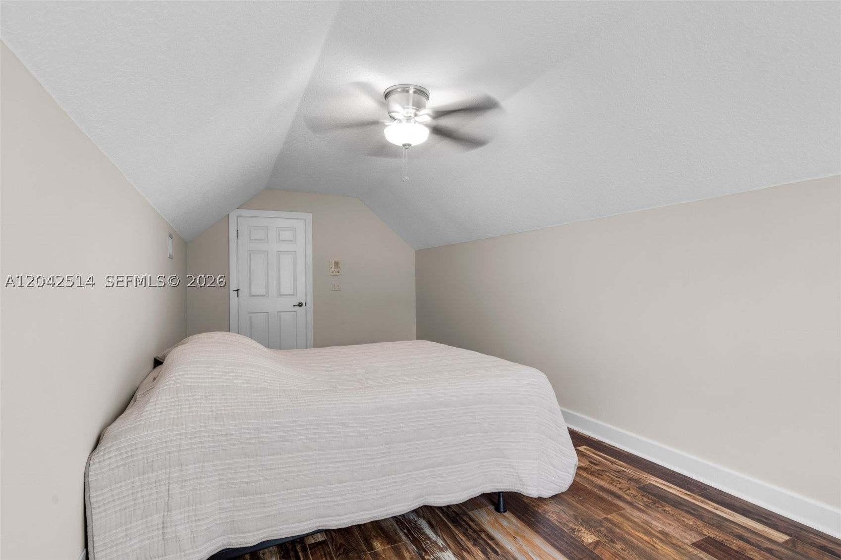 LOXAHATCHEE LAKES - Residential