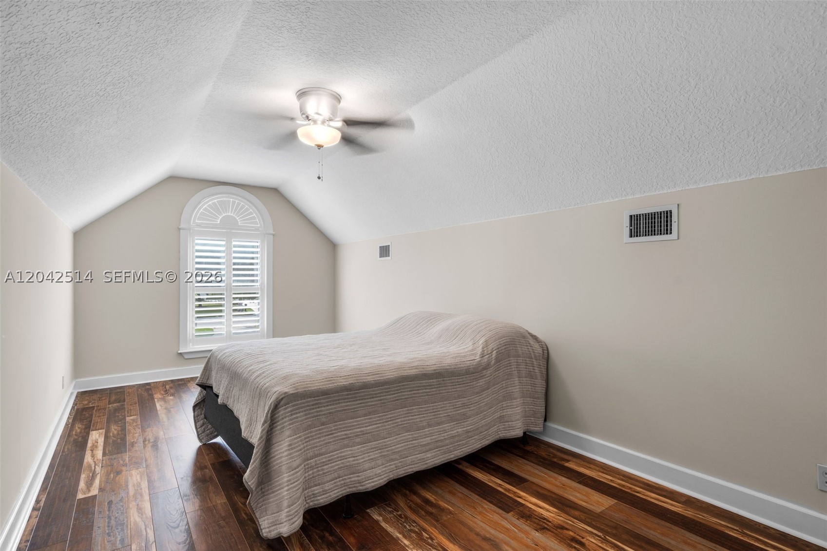 LOXAHATCHEE LAKES - Residential
