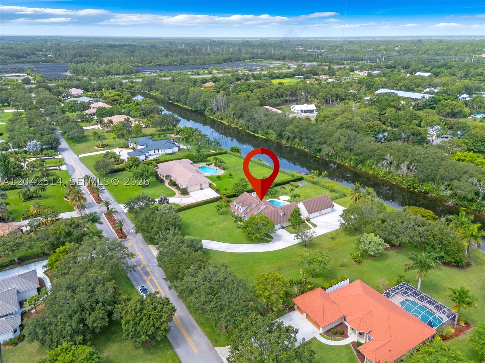 LOXAHATCHEE LAKES - Residential