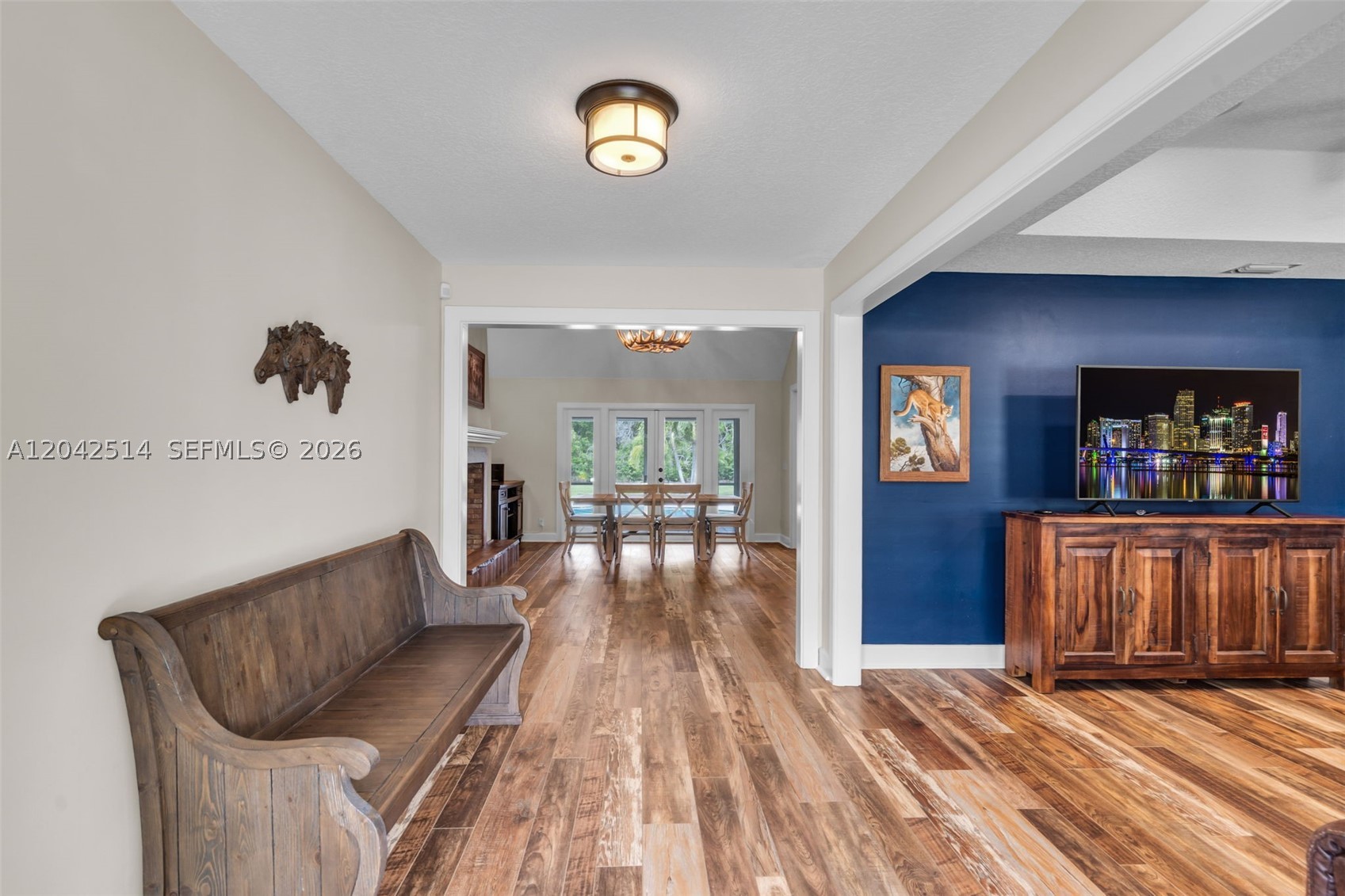 LOXAHATCHEE LAKES - Residential