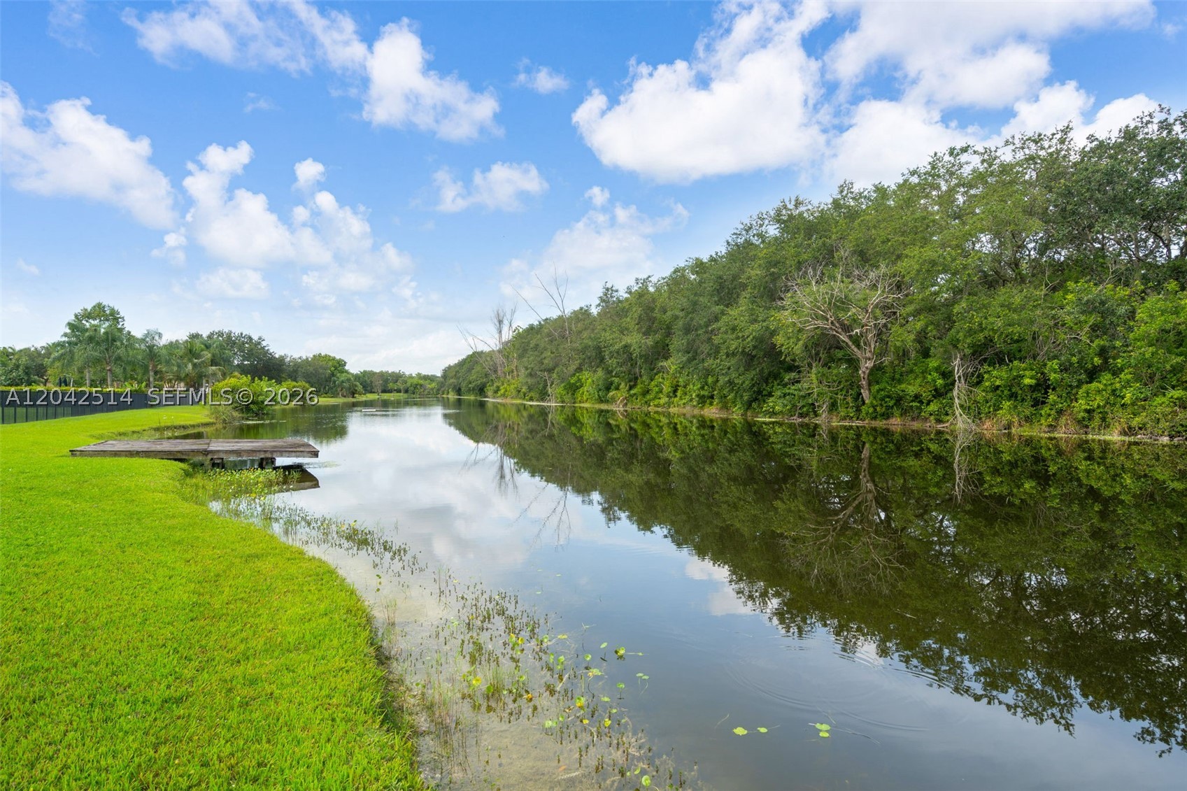 LOXAHATCHEE LAKES - Residential