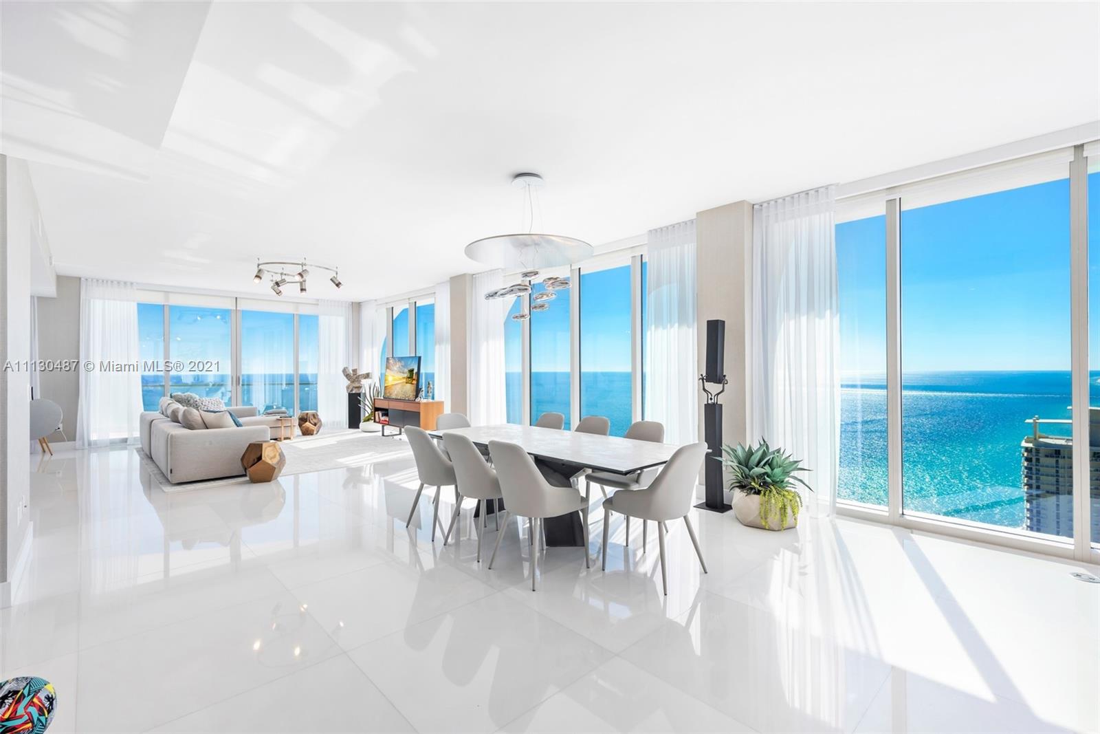 JADE SIGNATURE CONDO - Residential