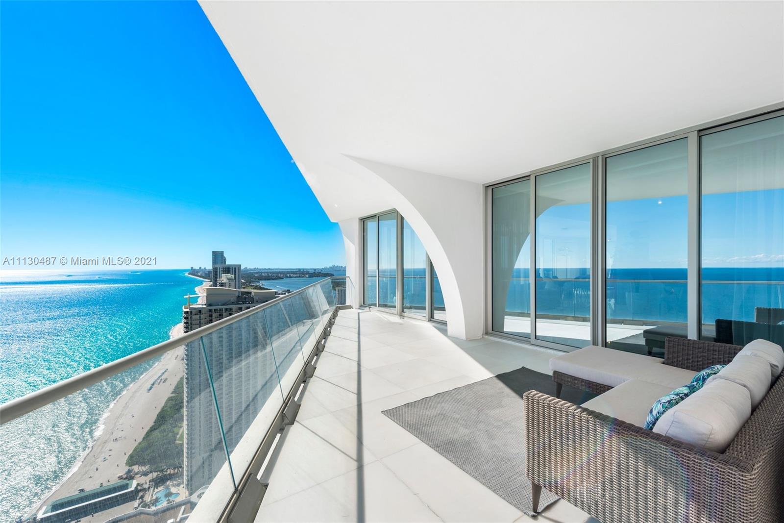 JADE SIGNATURE CONDO - Residential