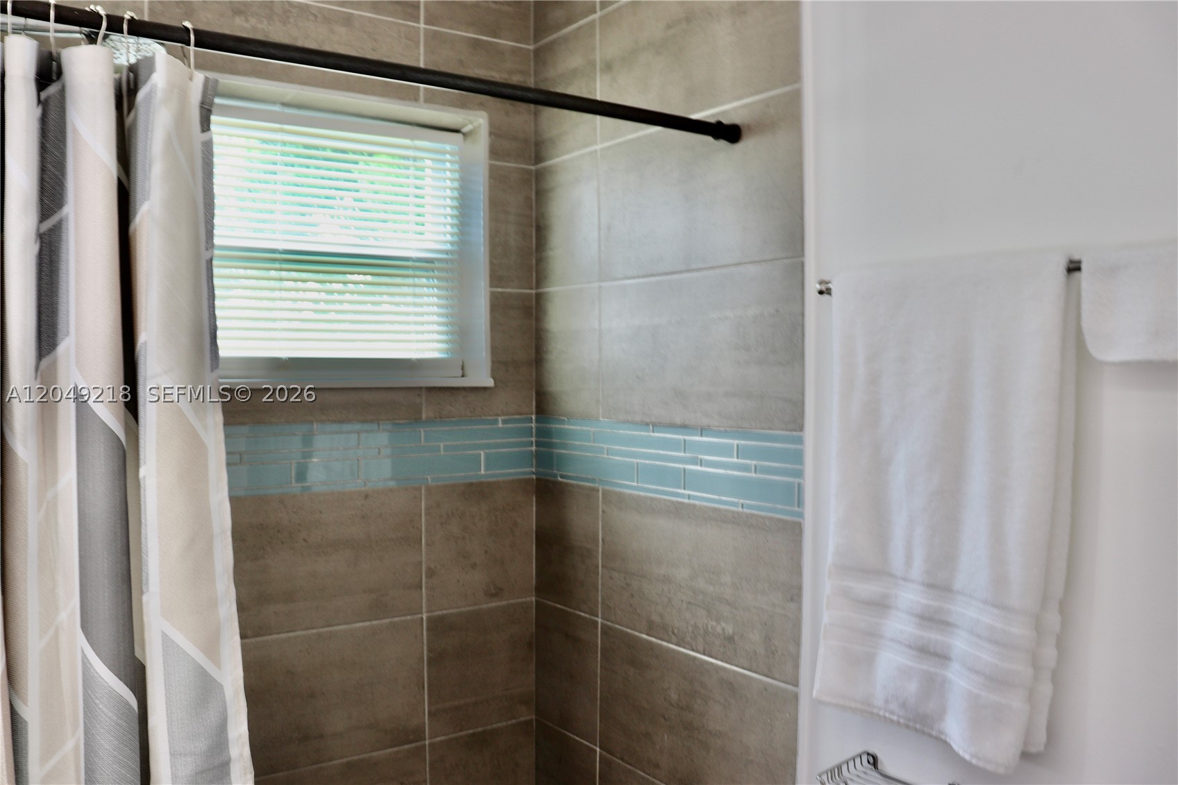 BUNCHE PARK 1 ADDN - Residential