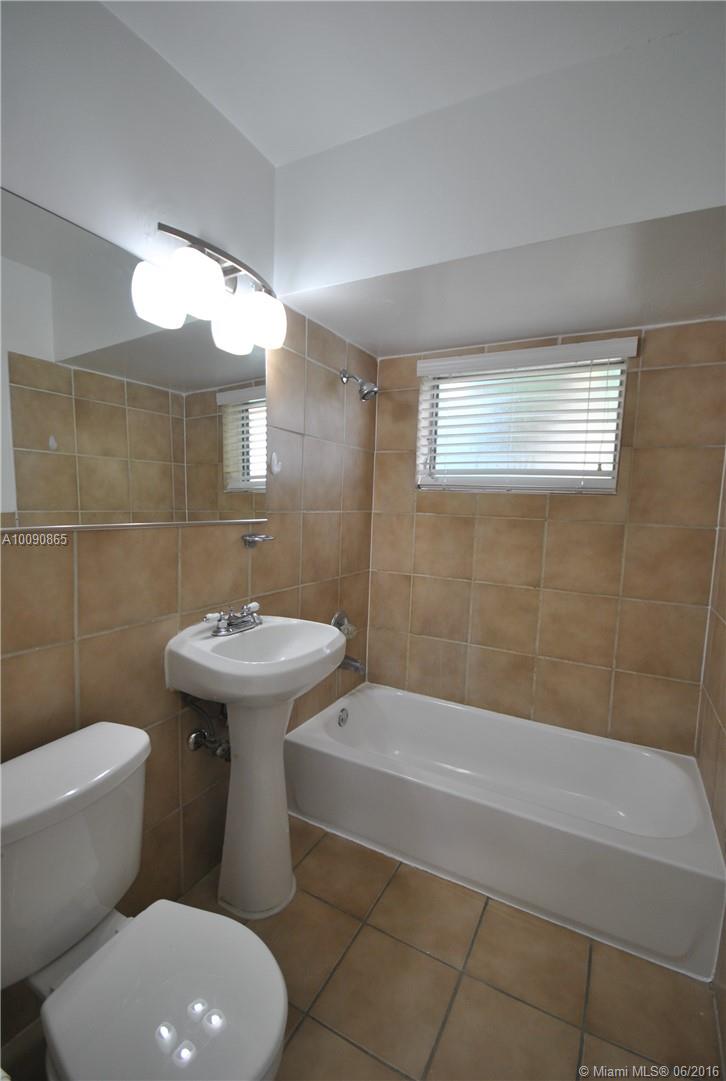 ALTOS DEL MAR NO 3 - Residential Lease