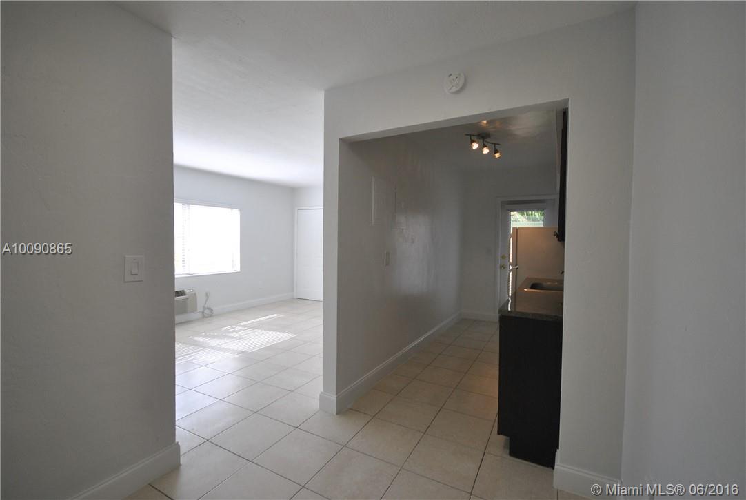 ALTOS DEL MAR NO 3 - Residential Lease