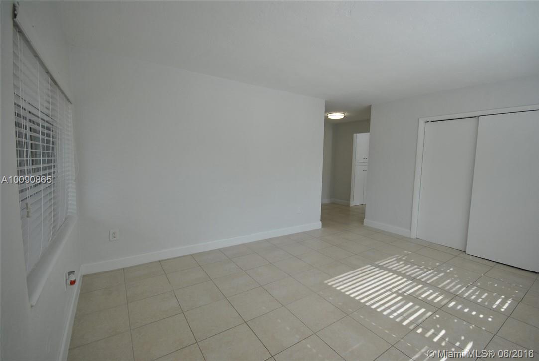 ALTOS DEL MAR NO 3 - Residential Lease