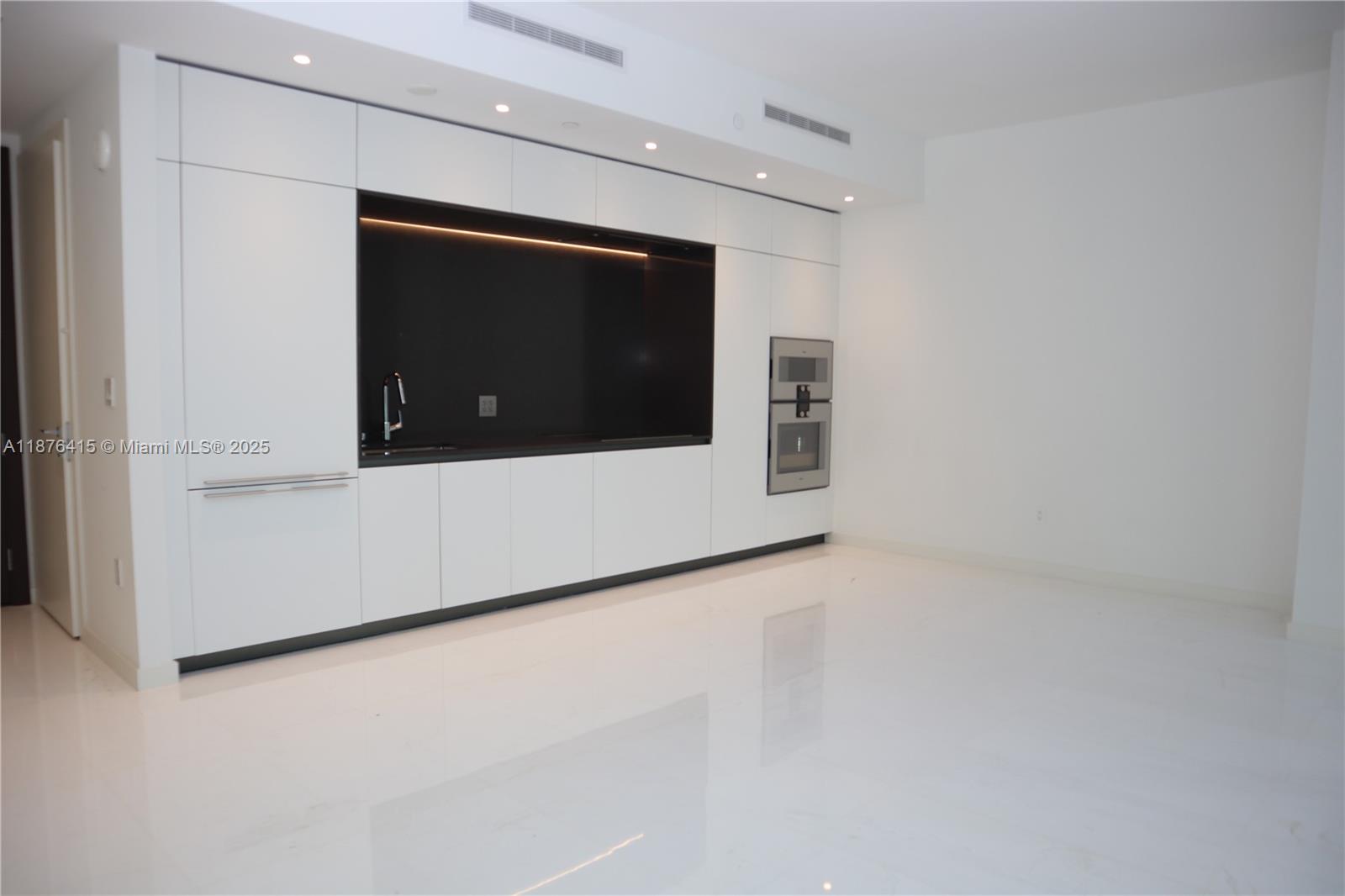 Aston Martin Residences - Residential