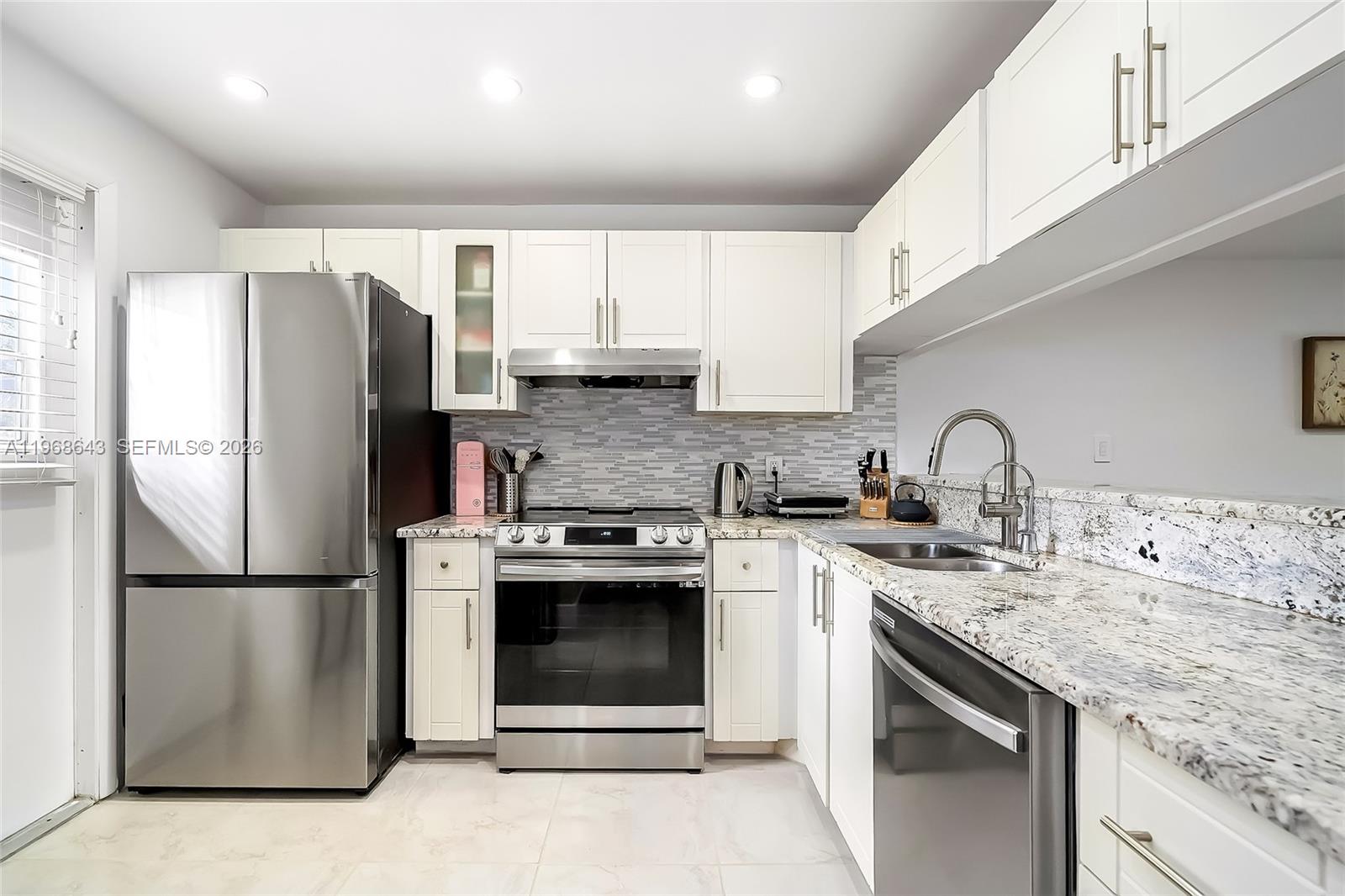 SANDPIPER CONDO - Residential
