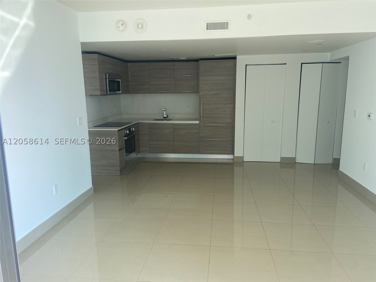 1300 S MIAMI AVENUE CONDO - Residential