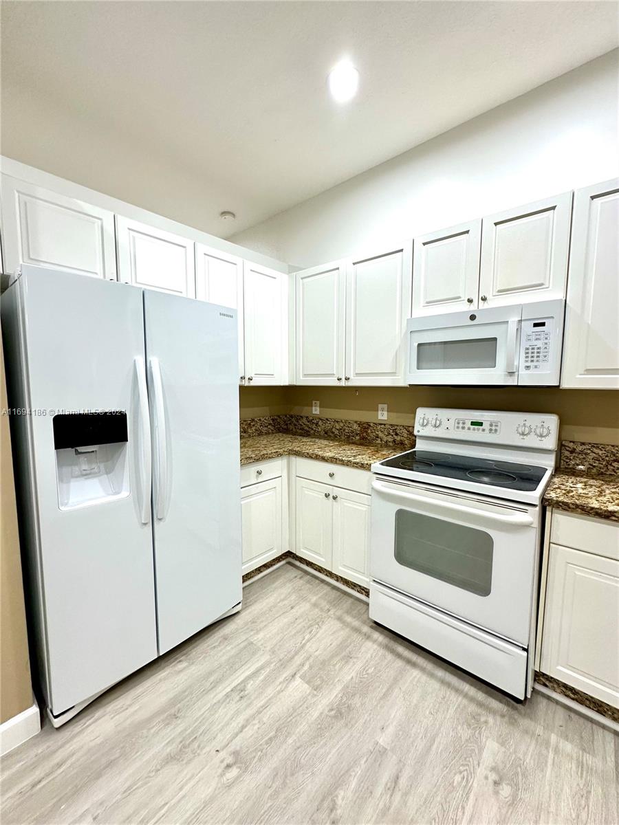 EFM ESTATES SECTIONS TWO - Residential Lease
