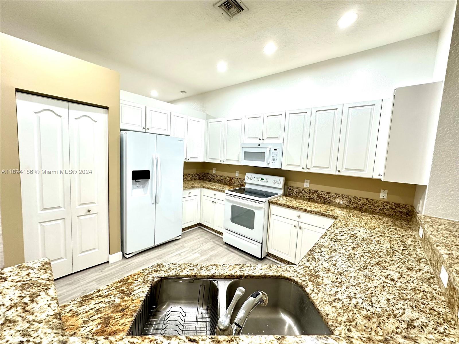 EFM ESTATES SECTIONS TWO - Residential Lease