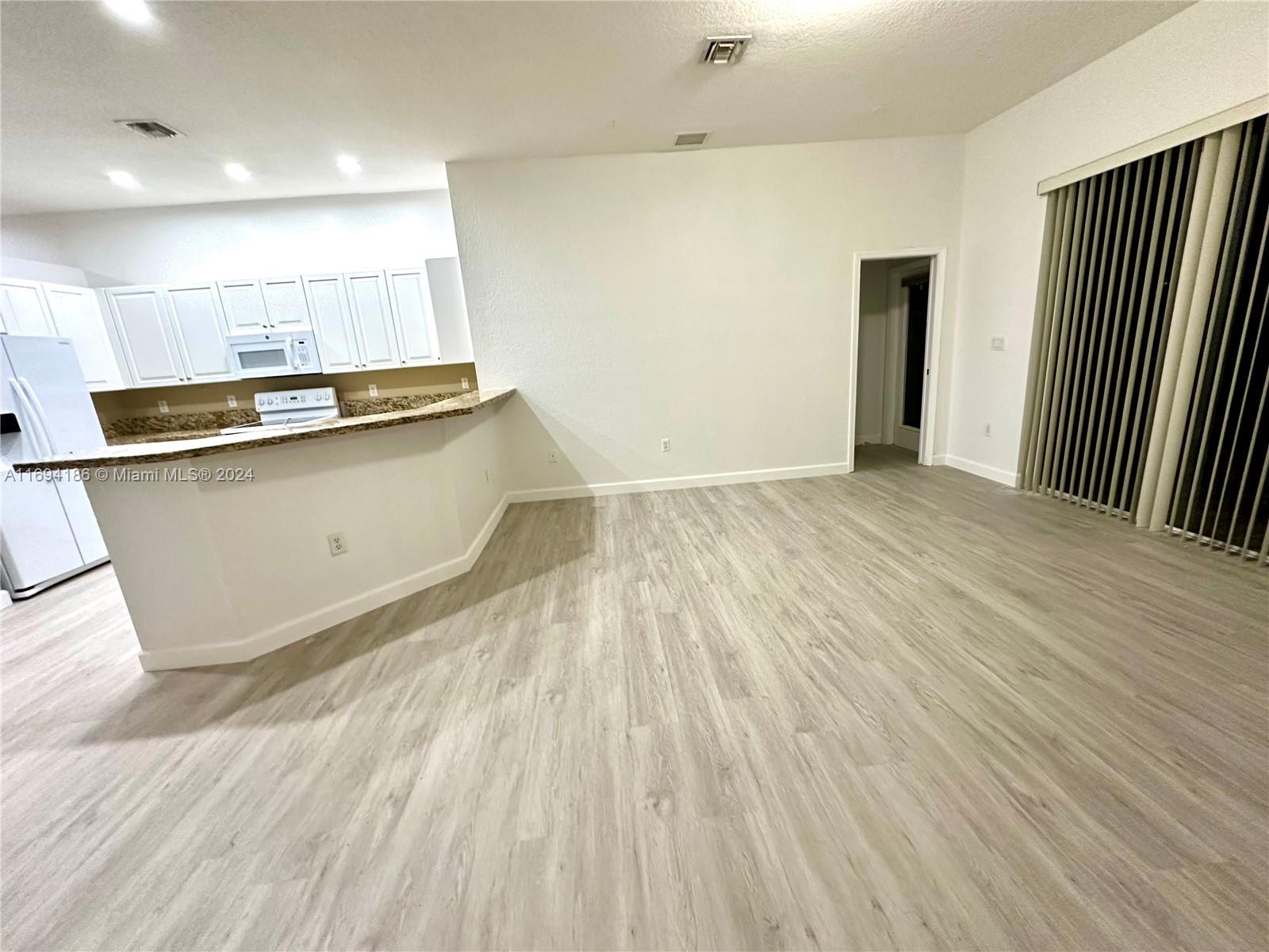 EFM ESTATES SECTIONS TWO - Residential Lease
