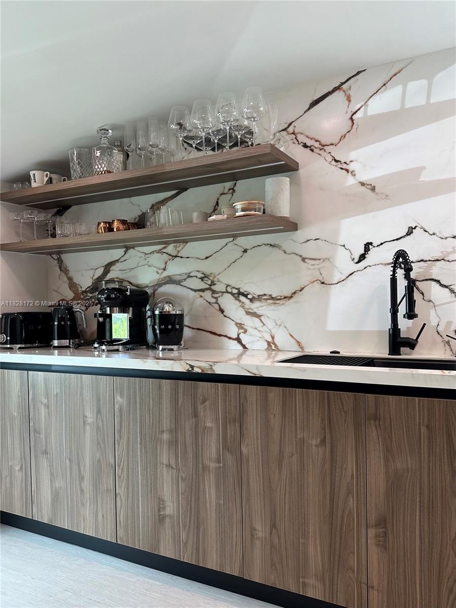 NAUTILUS EXTENSION - Residential Lease