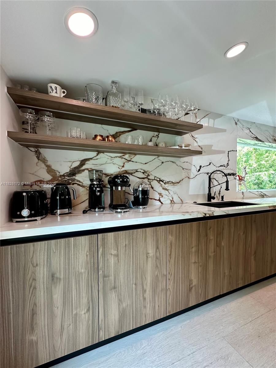 NAUTILUS EXTENSION - Residential Lease