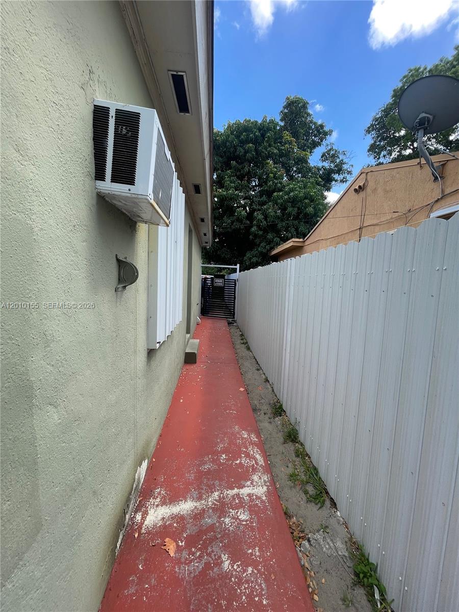 EVERGLADES AVE HTS ADDN - Residential