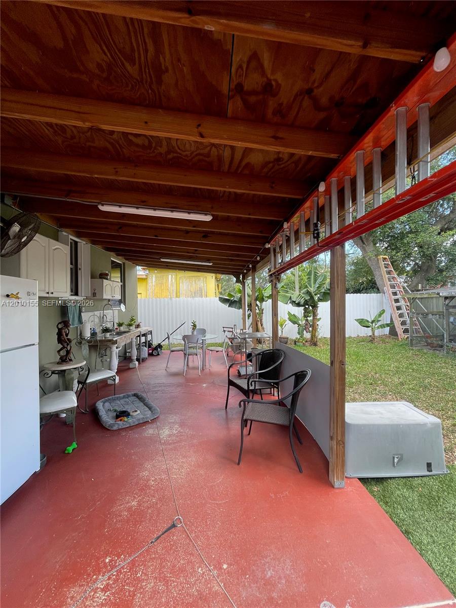 EVERGLADES AVE HTS ADDN - Residential