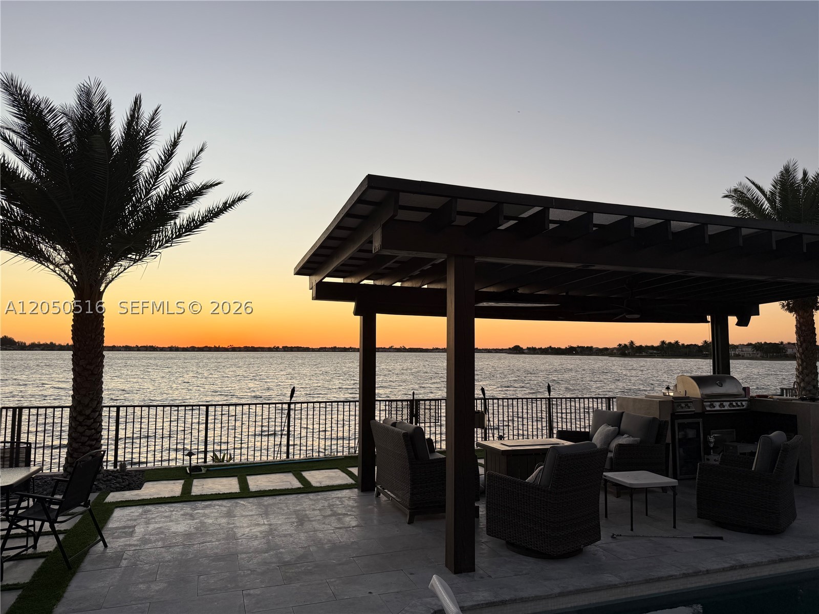 SUNSET FALLS PLAT 1 - Residential
