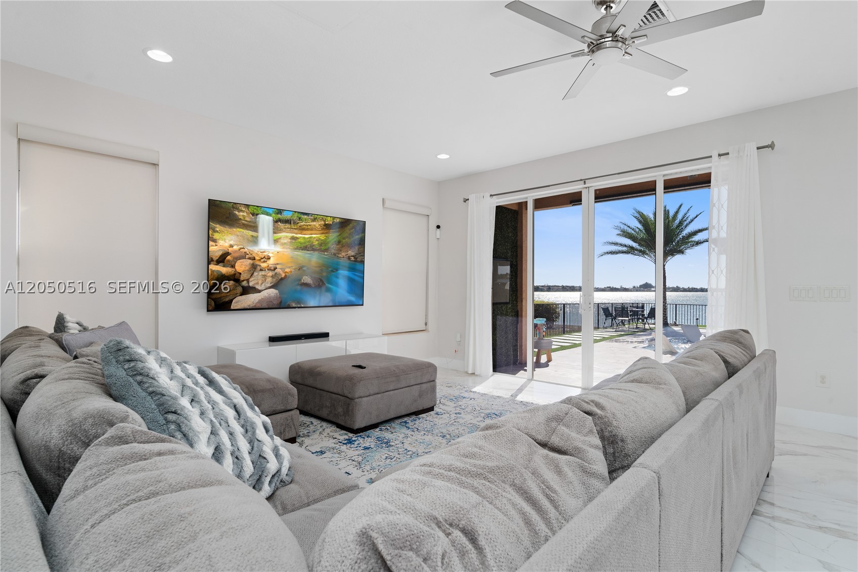 SUNSET FALLS PLAT 1 - Residential