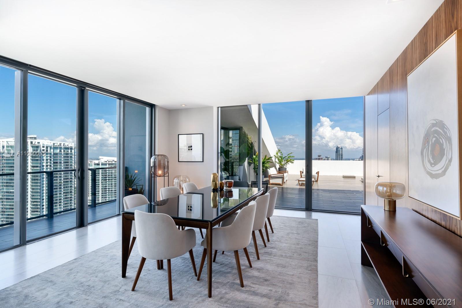 REACH CONDO - Residential