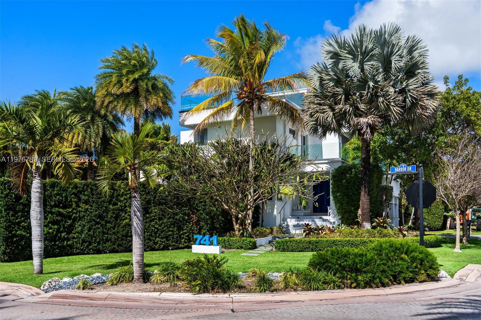 BISCAYNE KEY ESTATES - Residential
